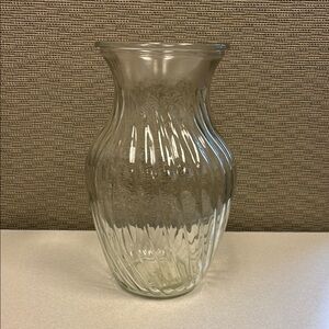 Elegant Clear Glass Vase